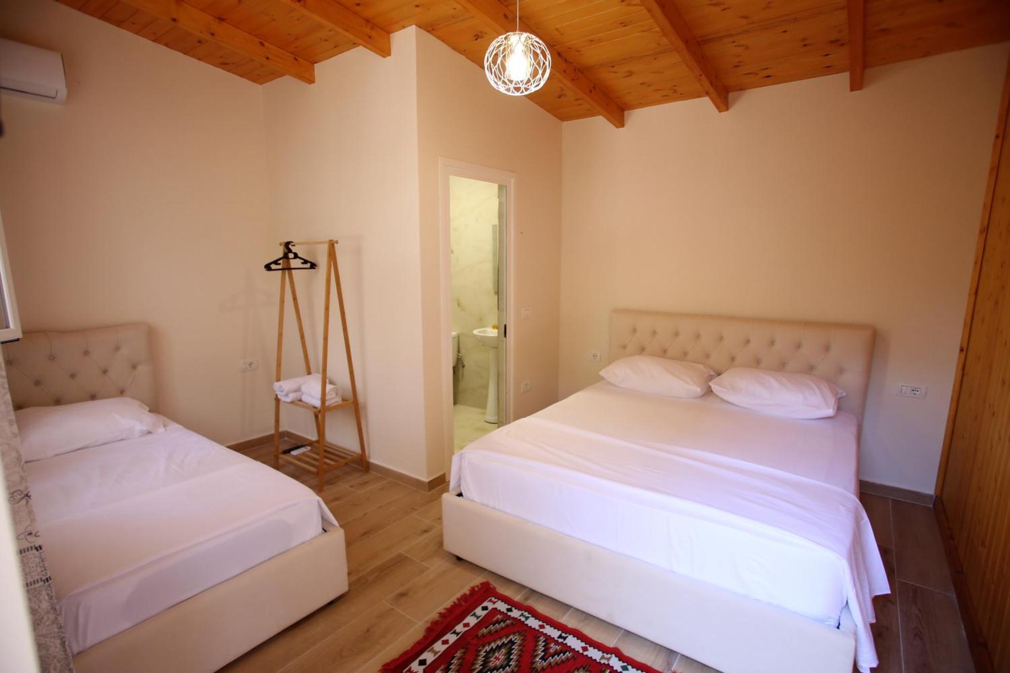 Vila Hyseni Durrës Extérieur photo