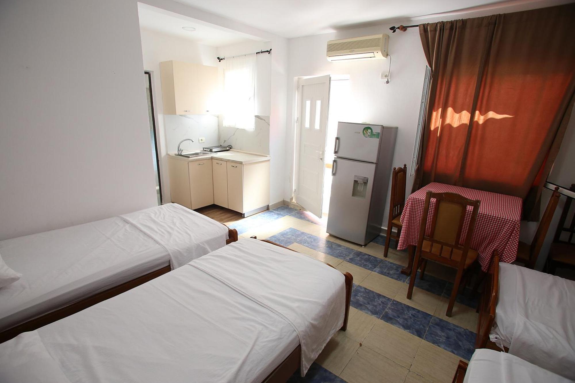 Vila Hyseni Durrës Chambre photo