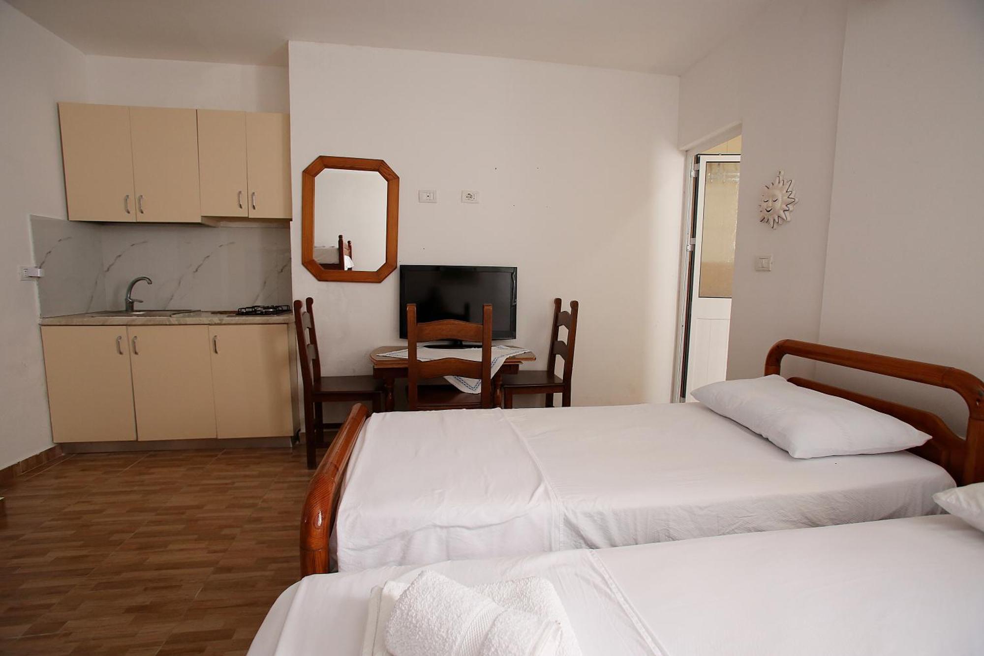 Vila Hyseni Durrës Chambre photo